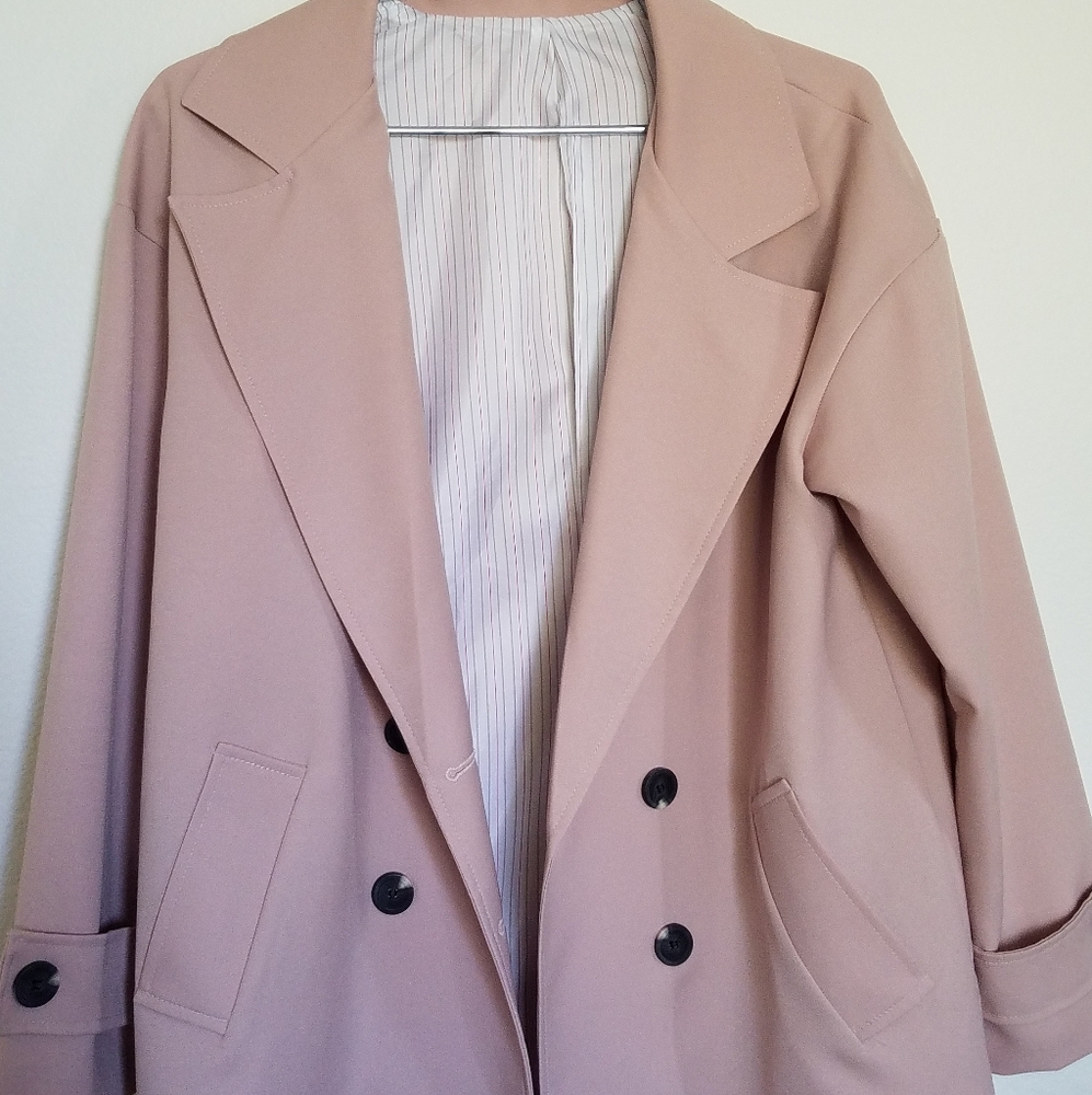 Pink trench